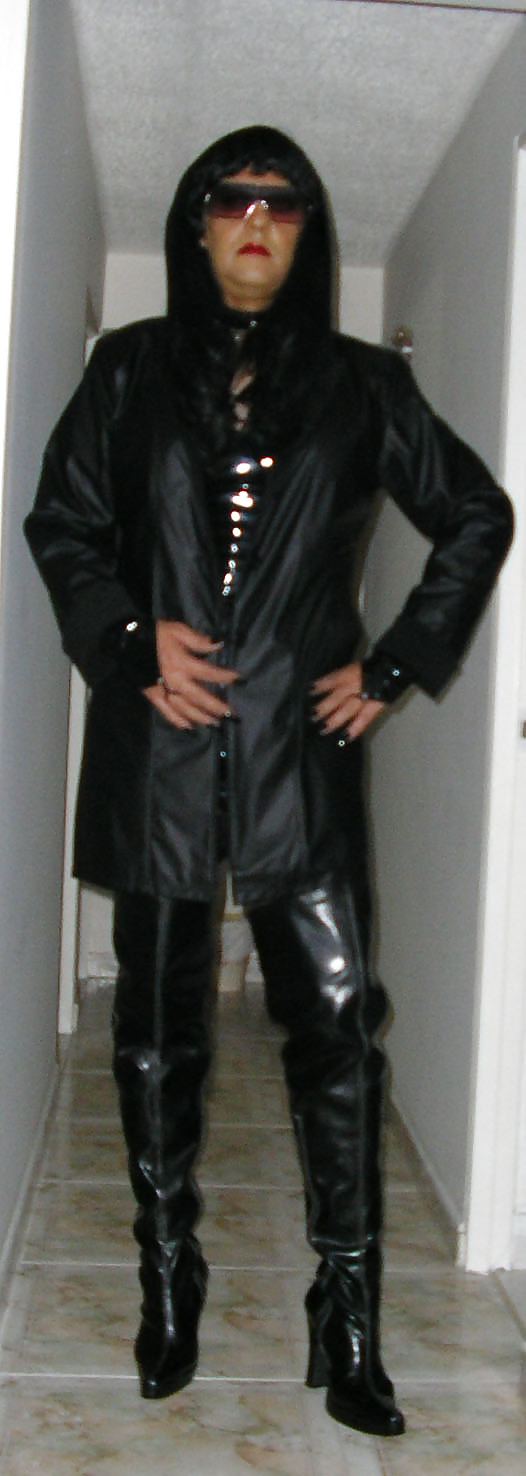 Domina #9747383