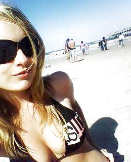 Add me too at justsexyhookup #22731148