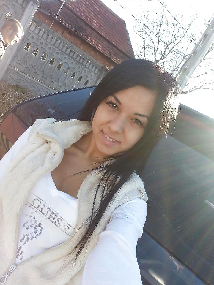 Fille Romanian: Alessandra #18002692