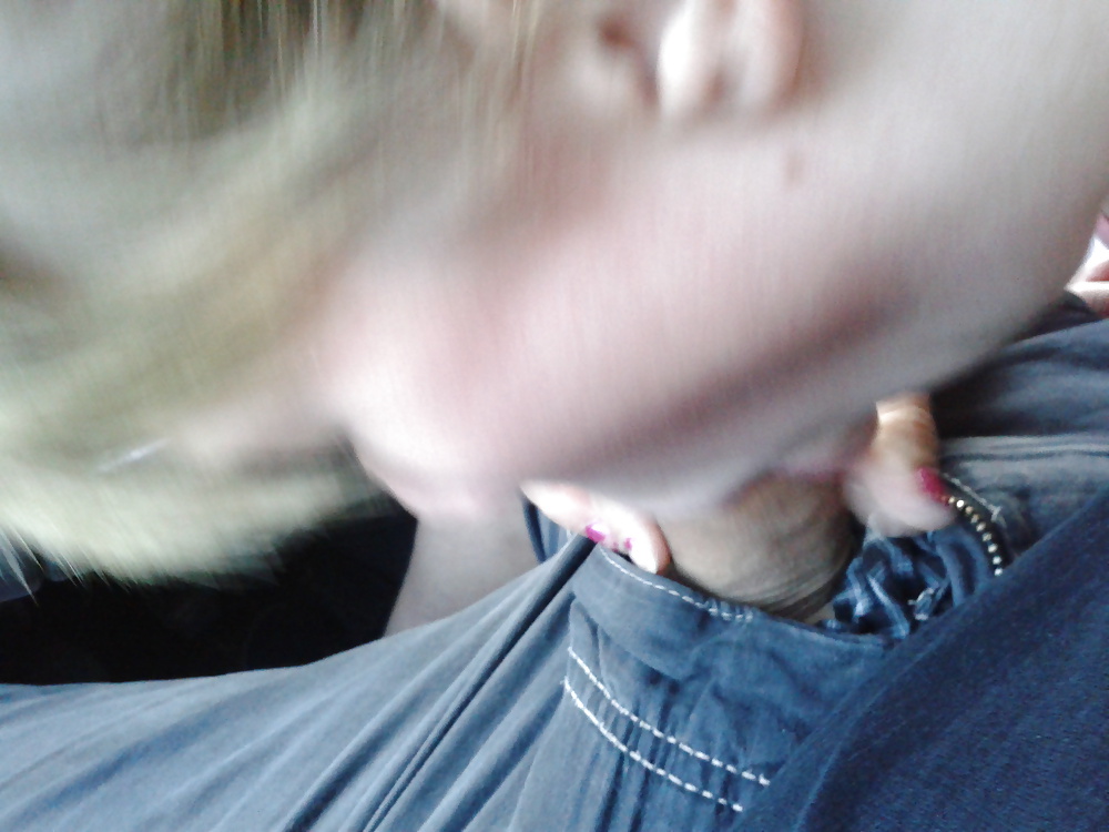 Im Auto geblasen worden #21095312