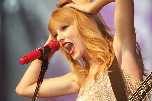 Taylor Swift Armpit #18934862