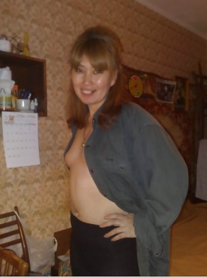 アンドゲライ - ロシアの東洋人売春婦
 #6948951