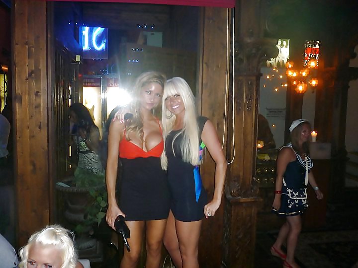 Party Mädchen In Club #8755275