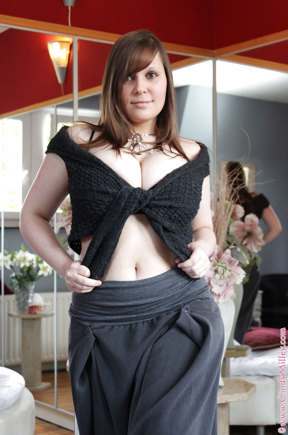 おっぱい
 #19578068