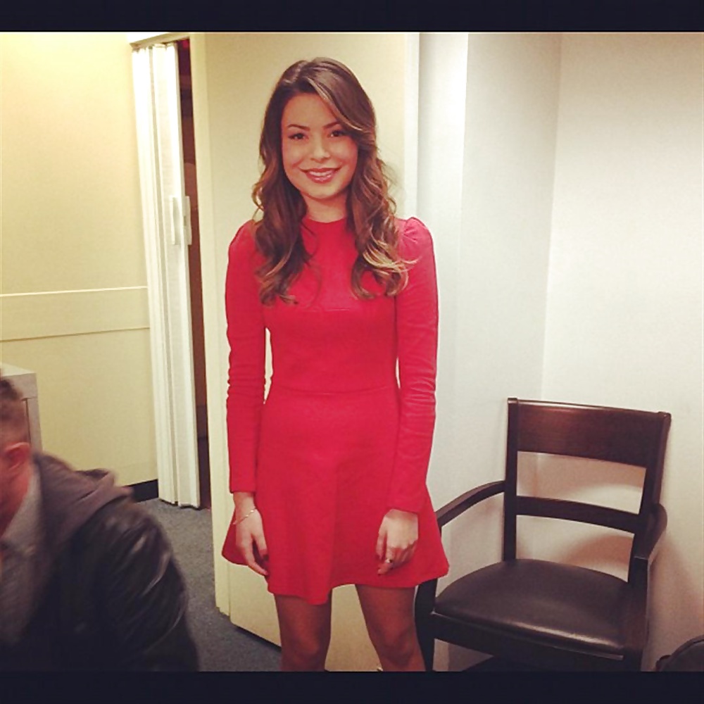 Miranda cosgrove
 #16884616