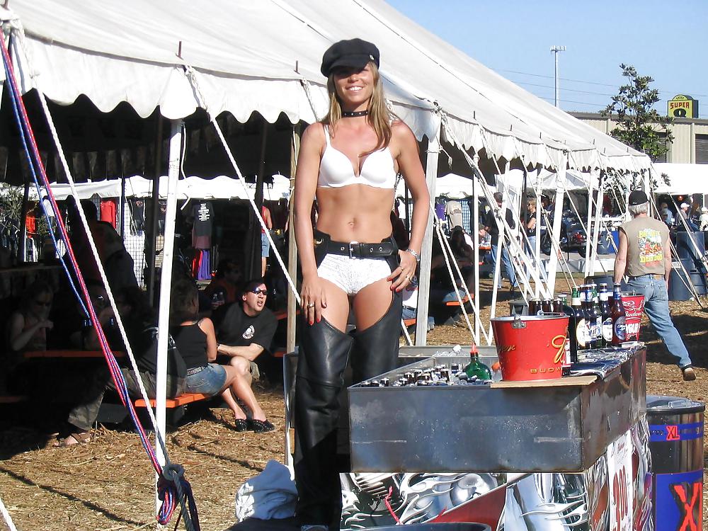 Cameltoes want to know what is 4 #3891371