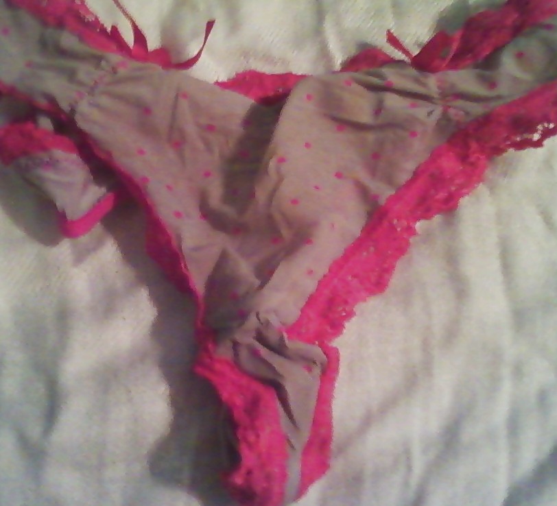 Las bragas de mis sobrinas
 #21711564