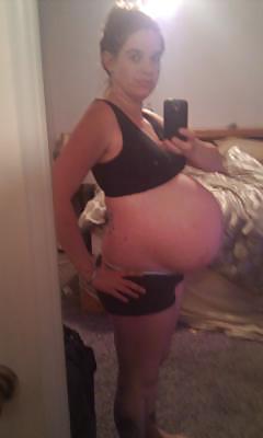 Pregnant Big Belly Twins #18342267