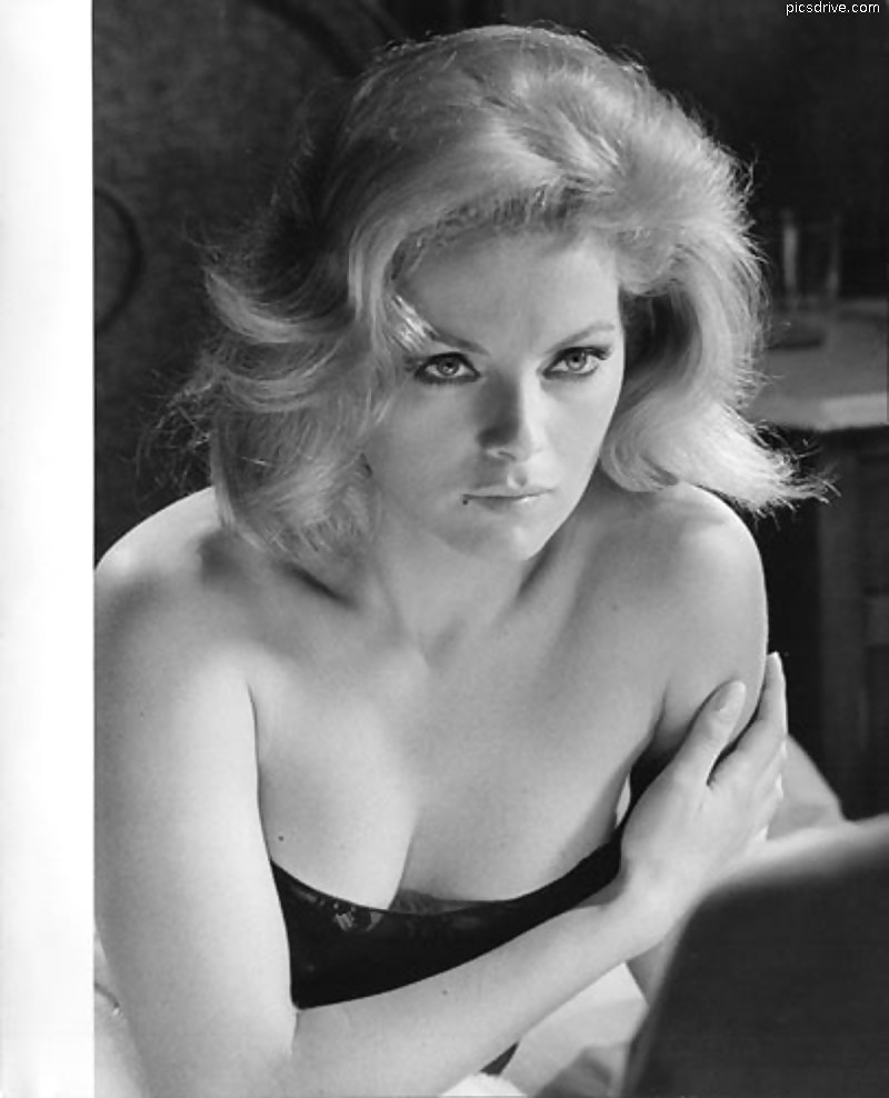 セクシーでホットなVirna lisi celebrity with all natural beauty
 #18573978