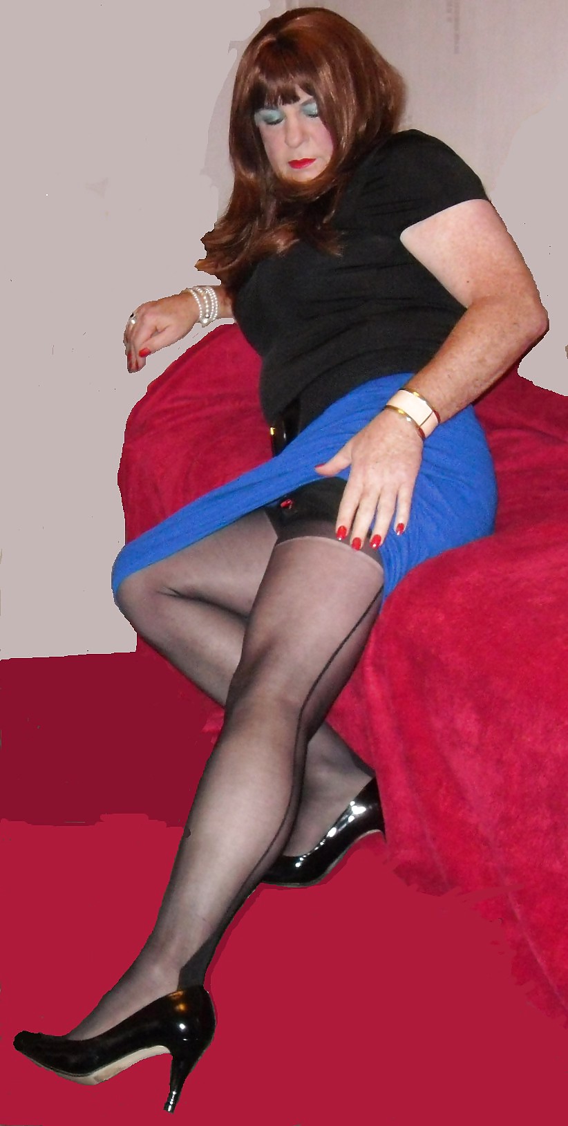 座っているだけ
 #14907625