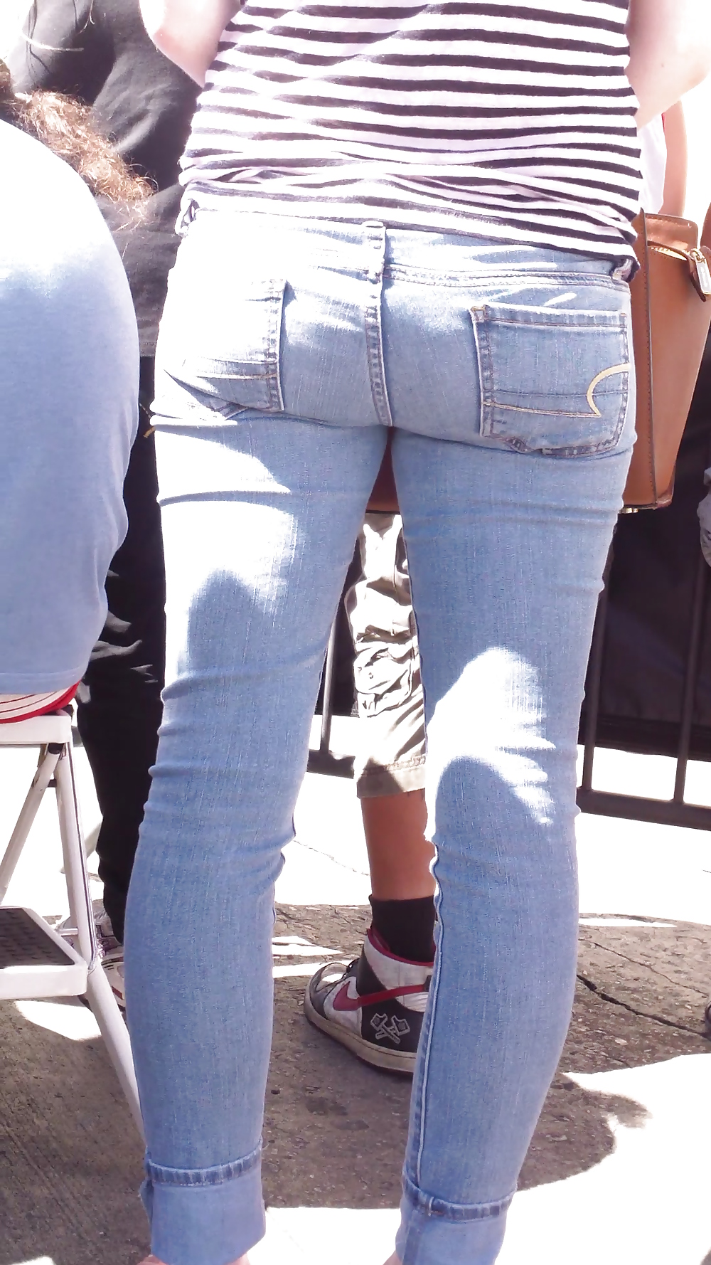 Teen Ass & Close Up Hintern In Jeans #19969065