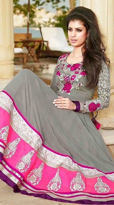 India tena desae buscando realy caliente en shulwar kameez
 #22561984