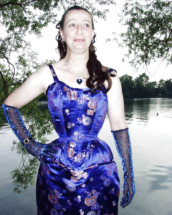 Corsés y entrenamiento de cintura
 #7434321