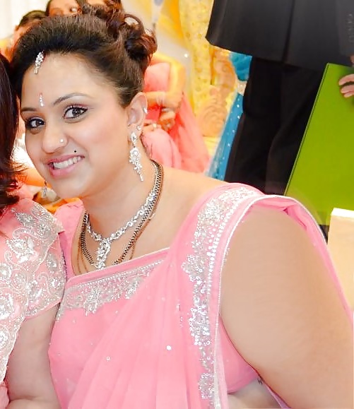 Le favorite indiane e paki chubby aunties e ragazze di Theyc
 #9872806