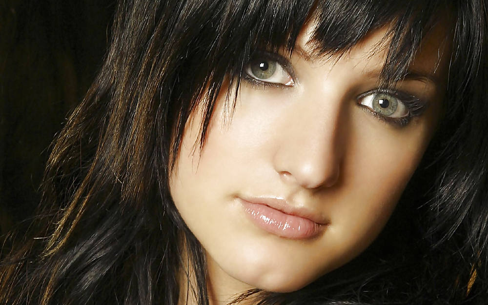 Ashlee Simpson #18125912