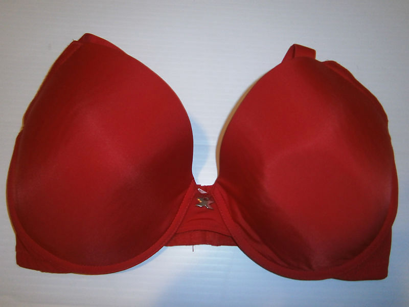 Frau Ihre Verkaufs-BHs Auf Dem Netz 4 #6706877