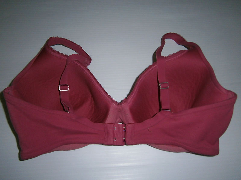 Frau Ihre Verkaufs-BHs Auf Dem Netz 4 #6706947