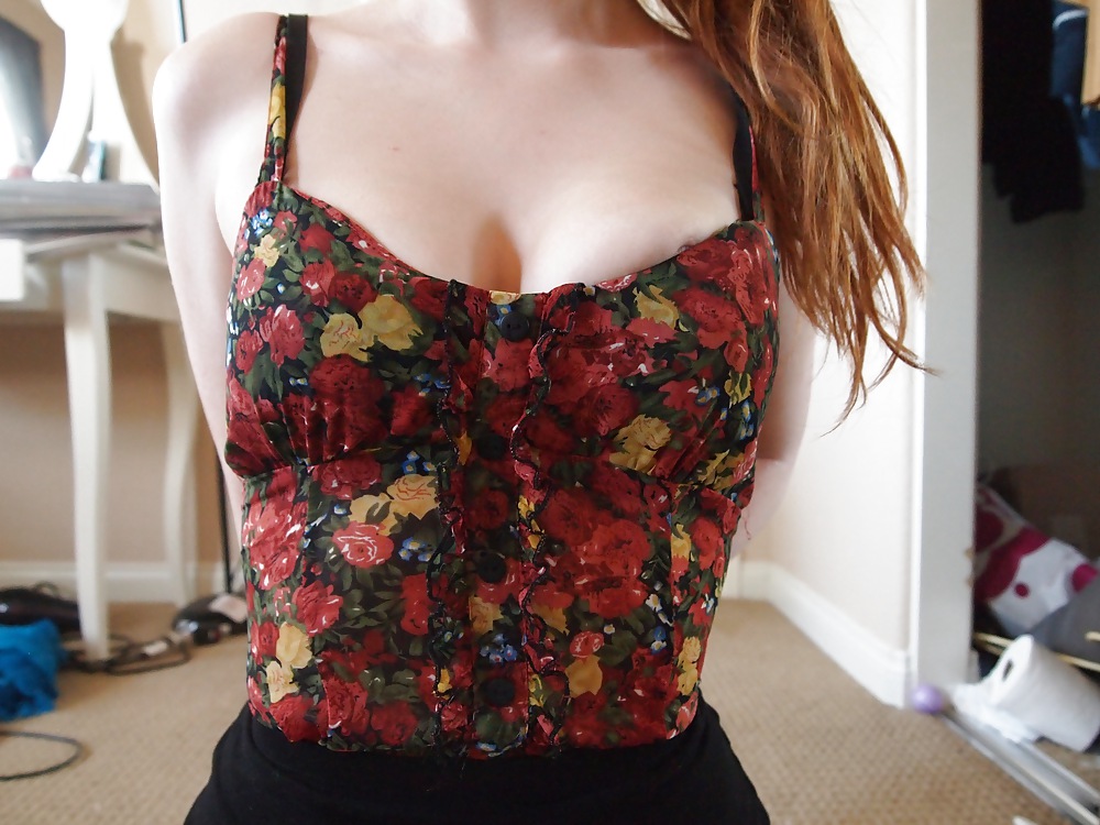 Un Charmant 18-year-old Girl Rousse #21667925