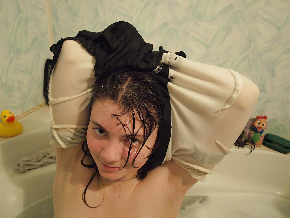 Bathroom teen #9009895