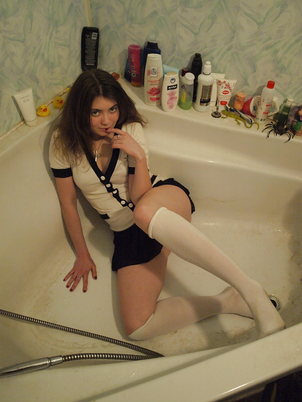 Bathroom teen #9009991