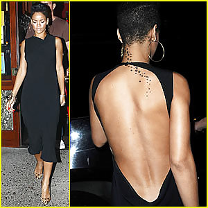 Sexy Back Babes #4274434