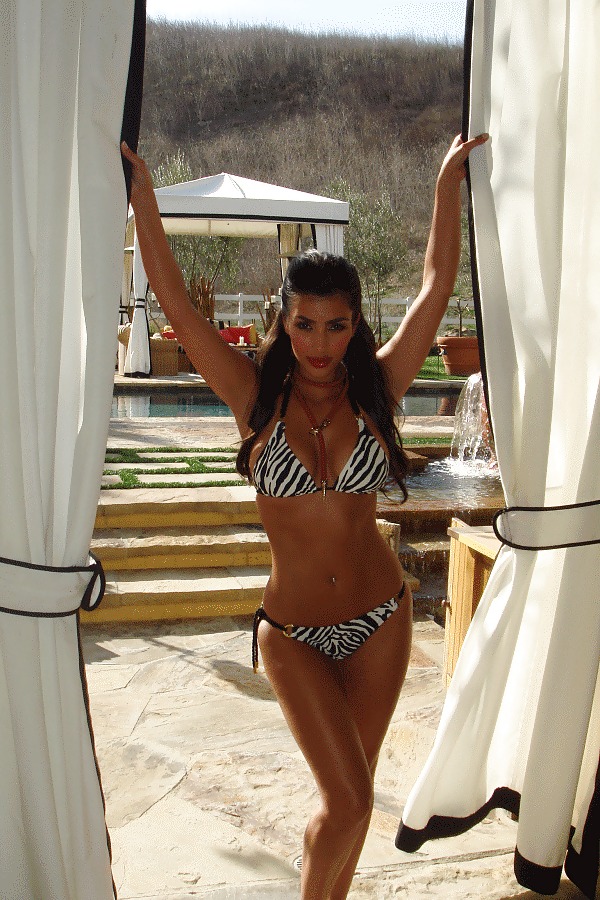Kim Kardashian FiRe #1803699