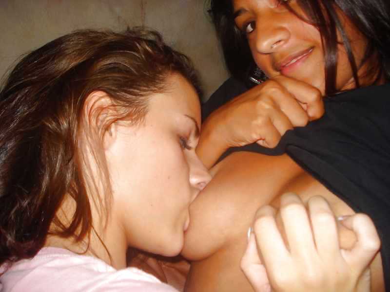 AMATEUR TEENS TOGETHER: 2 FRIENDS OR MORE? #8989016