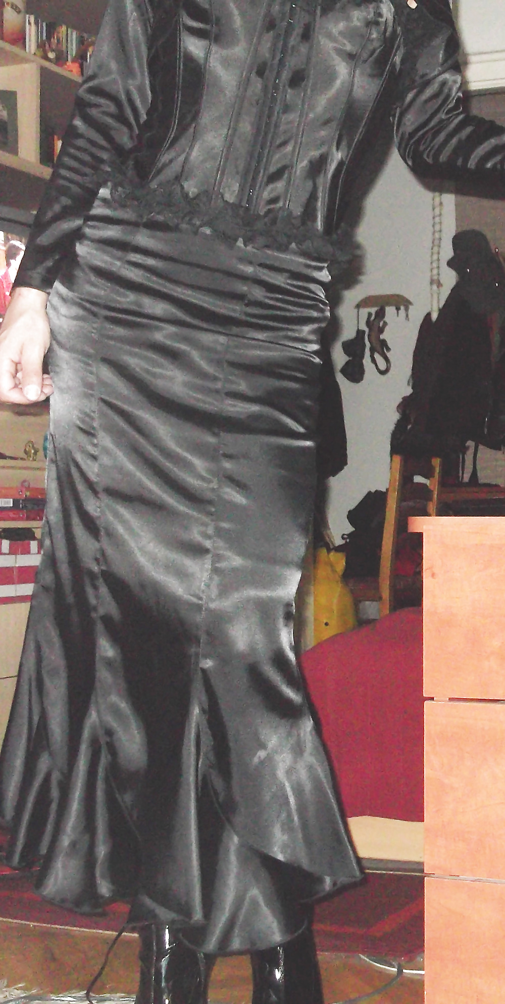 Black satin long skirt and black satin corset #22581006