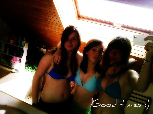 モイ、ミー、フェイスブック
 #19970857