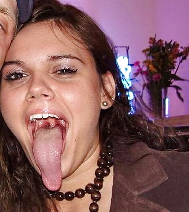 Chicks With Freakishly Long Tongues 3 #11323001