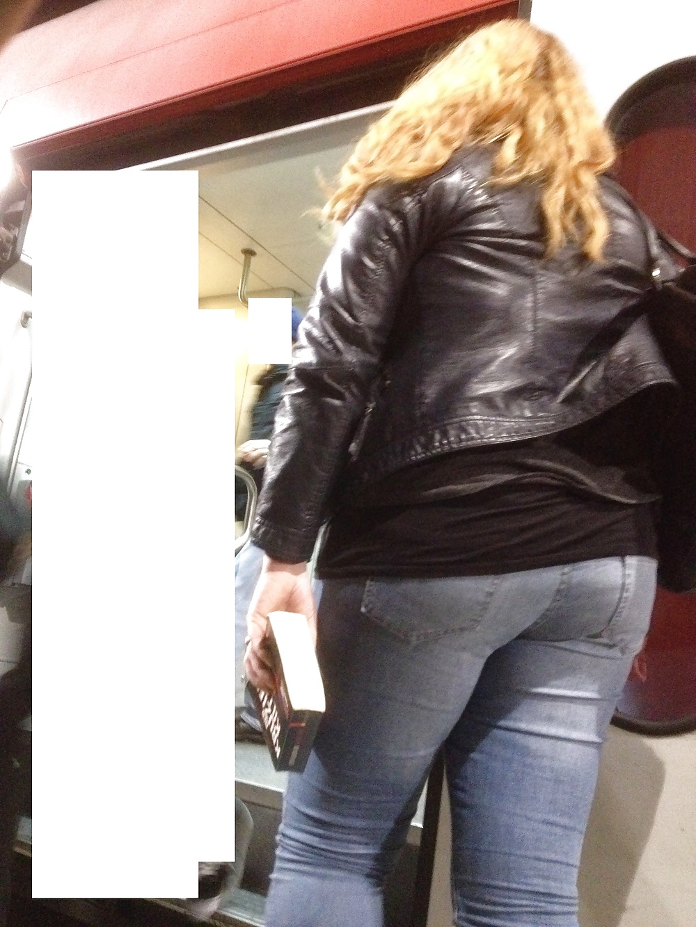 Cadid Jeans Ass of Woman - Voyeur #22020677
