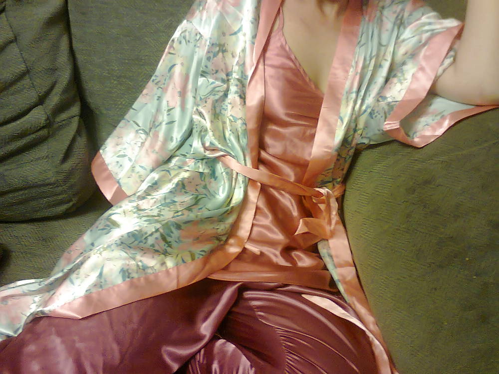 Wife in satin #18162068