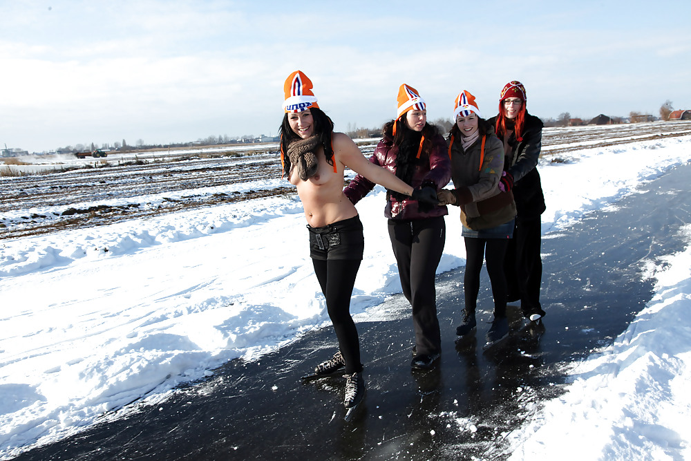 Julia,Elisa,Britt & Gylve on the Duth ice part 2 #7287923