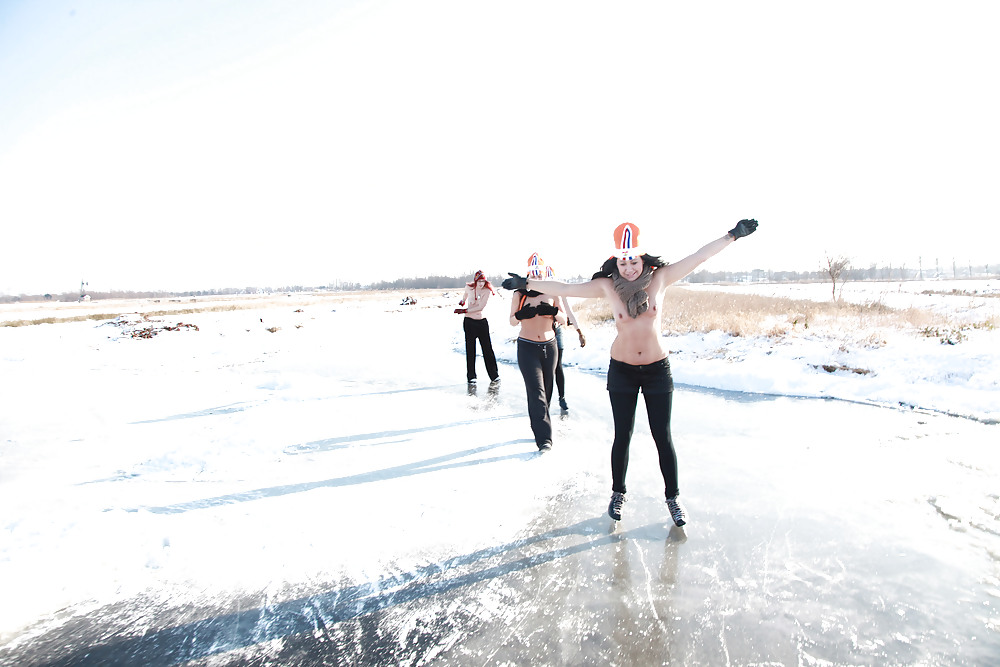 Julia,Elisa,Britt & Gylve on the Duth ice part 2 #7287959