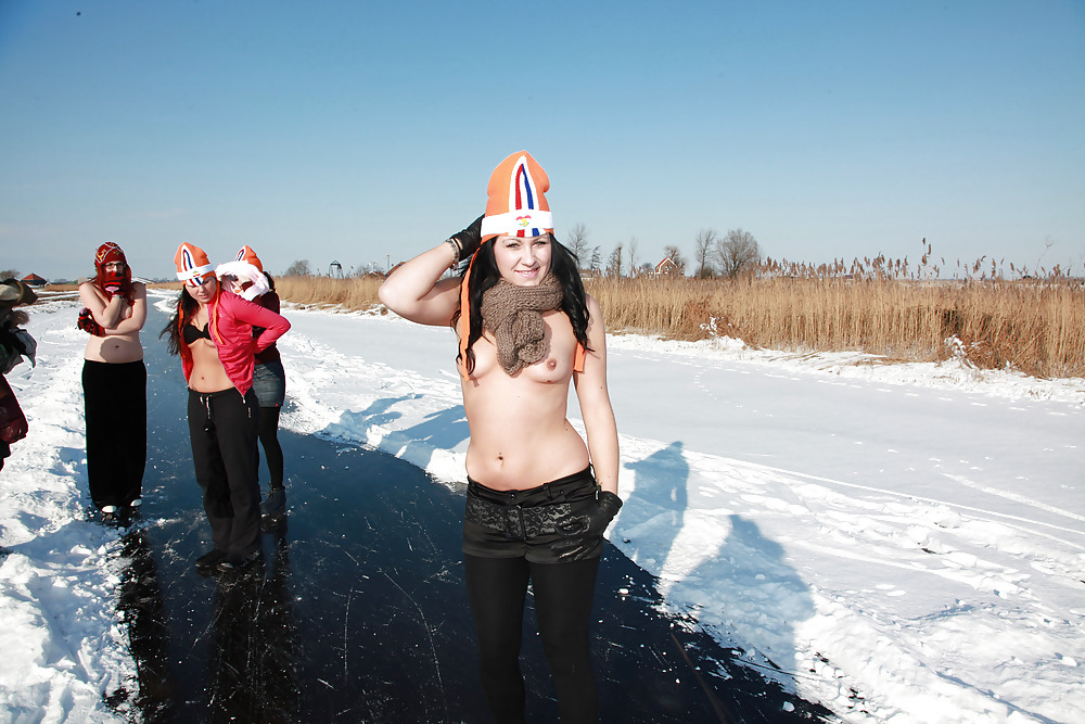 Julia,Elisa,Britt & Gylve on the Duth ice part 2 #7288123