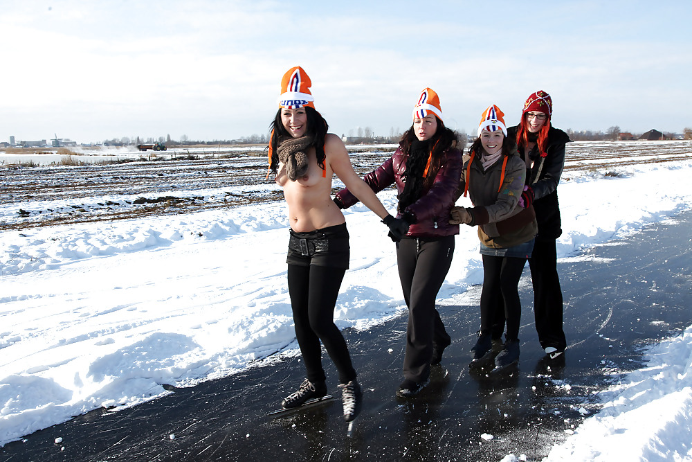 Julia,Elisa,Britt & Gylve on the Duth ice part 2 #7288202