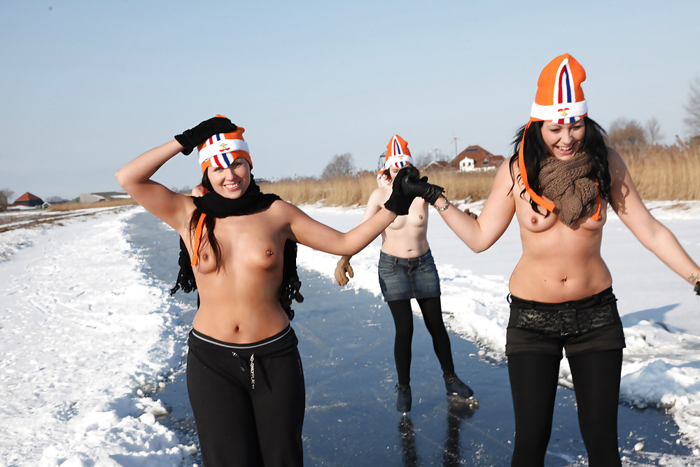 Julia,Elisa,Britt & Gylve on the Duth ice part 2 #7288330