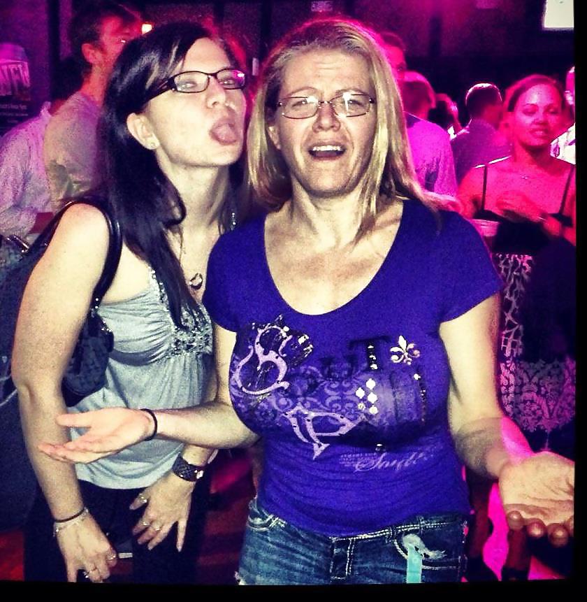 Milfs plz comment #14229888