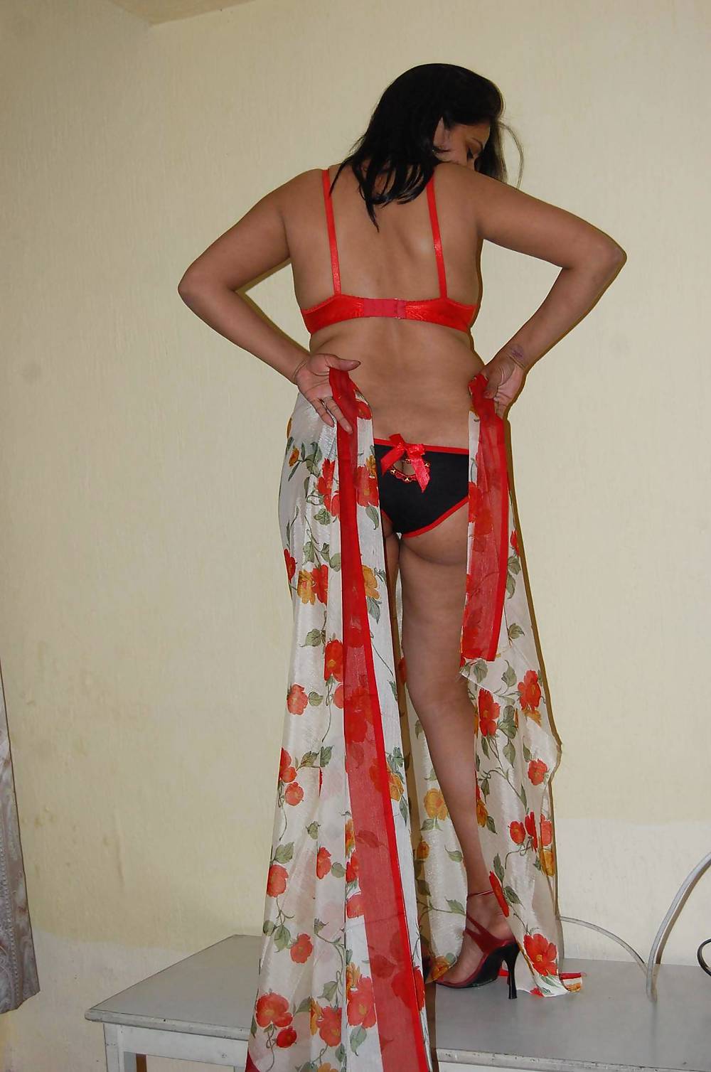 Indian wife exposing #9762480