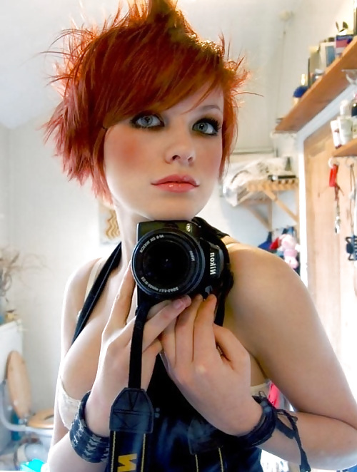 Amateur Redhead - Sophia Attwood-Clarke