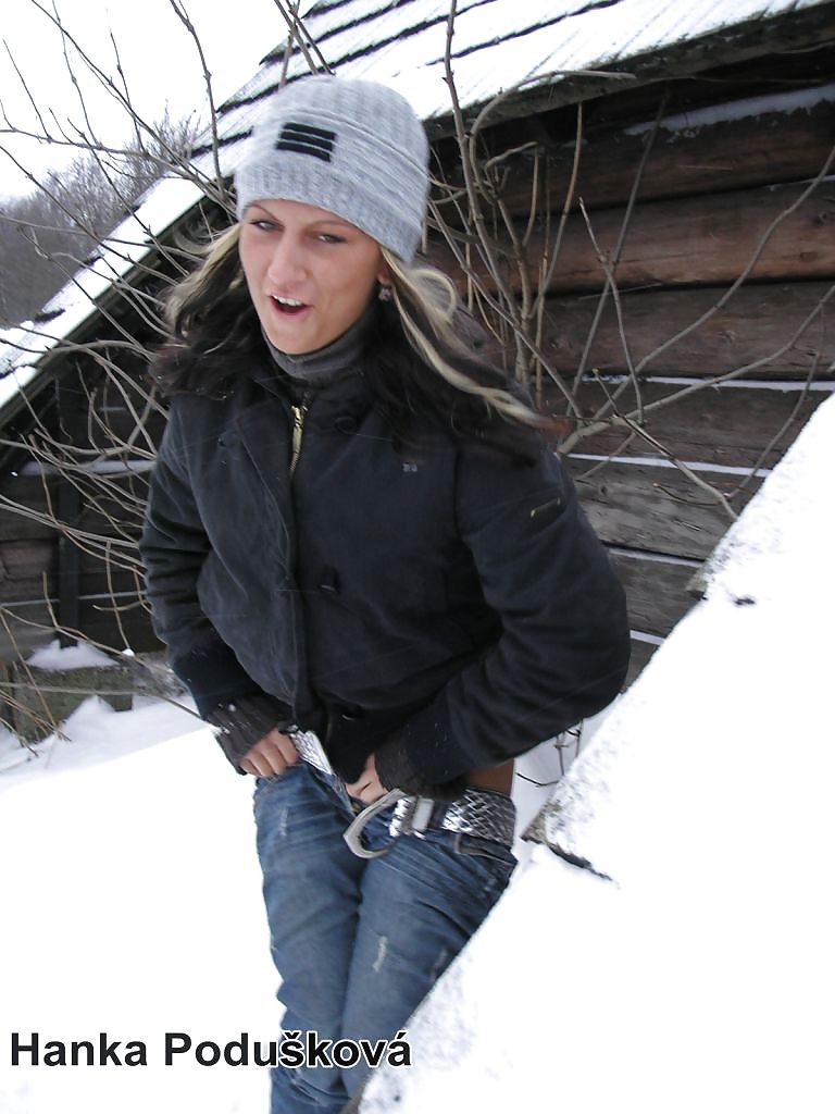Hanka poduskova
 #12746176