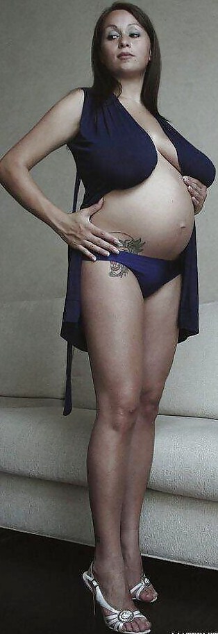 ¡Perras criadas! (no desnudo)
 #22757331