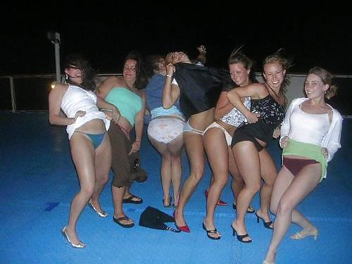 Pulled Upskirts 3 #21540798