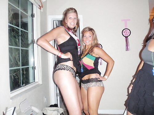 Pulled Upskirts 3 #21540876