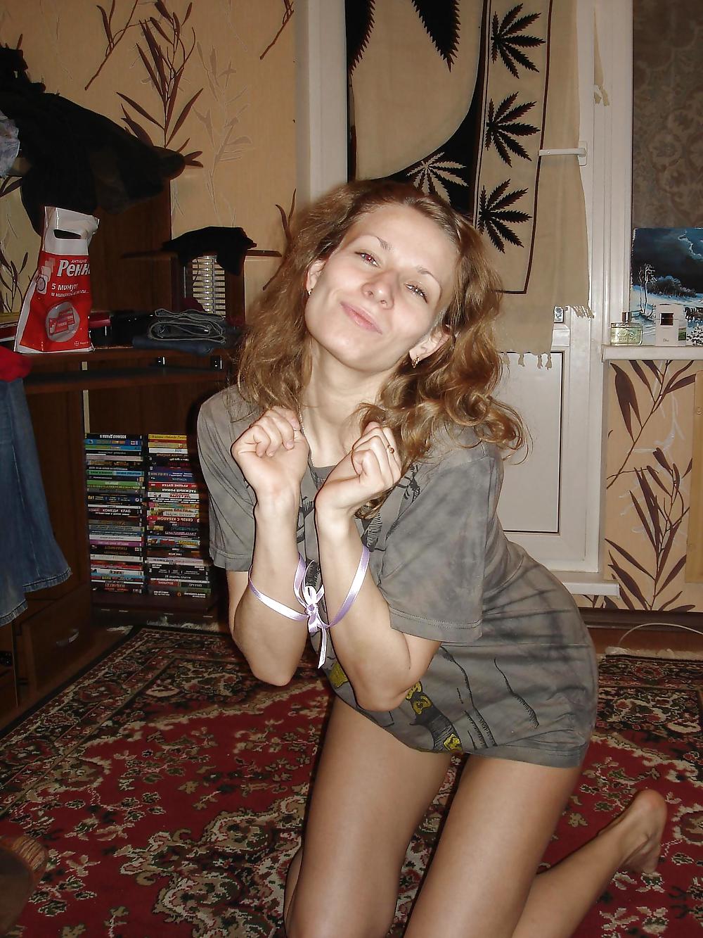 AMATEUR YOUNG AND HORNY 07 #9630975