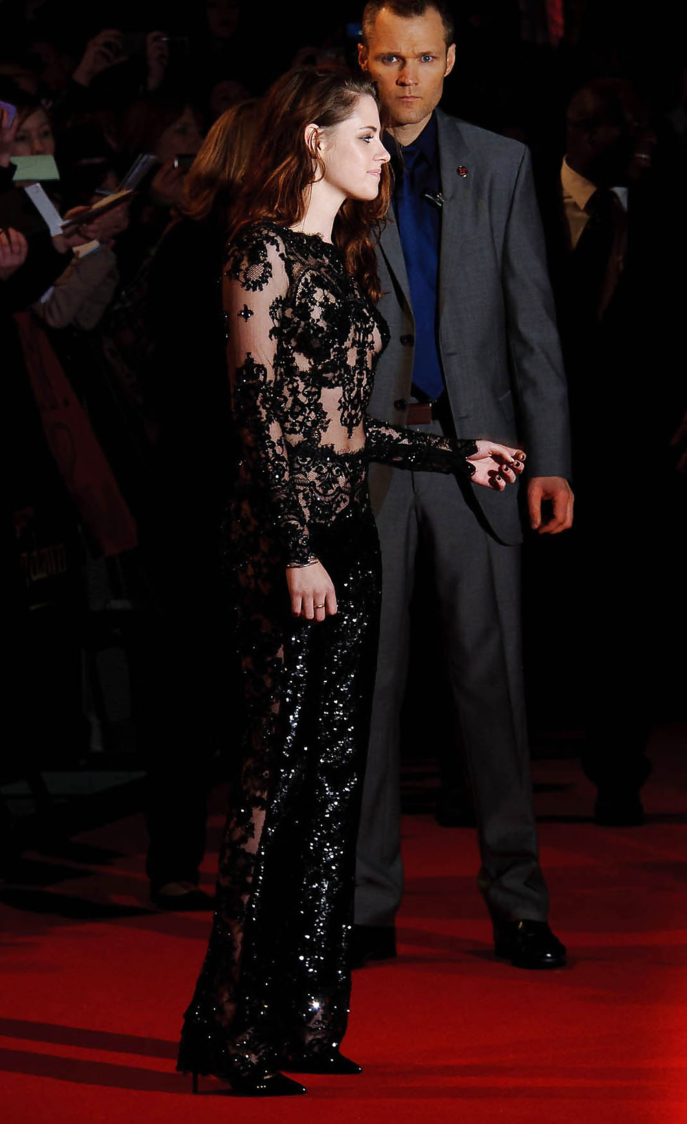 Kristen Stewart In Einem Transparenten Kleid #12608380