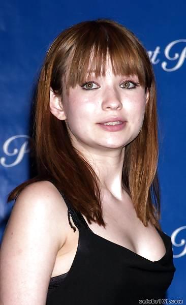 Emily browning collezione nudo finale
 #13046914