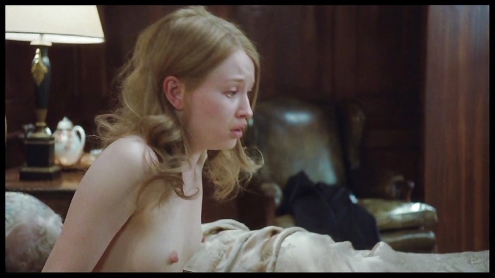 Emily browning collezione nudo finale
 #13047211