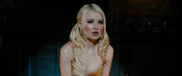Emily browning collezione nudo finale
 #13047401