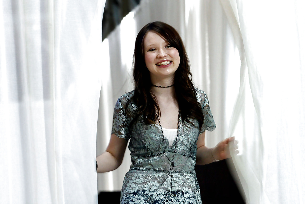 Emily browning collezione nudo finale
 #13047454